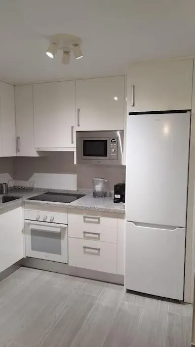 Apartamento Moderno A 1Km De Granada